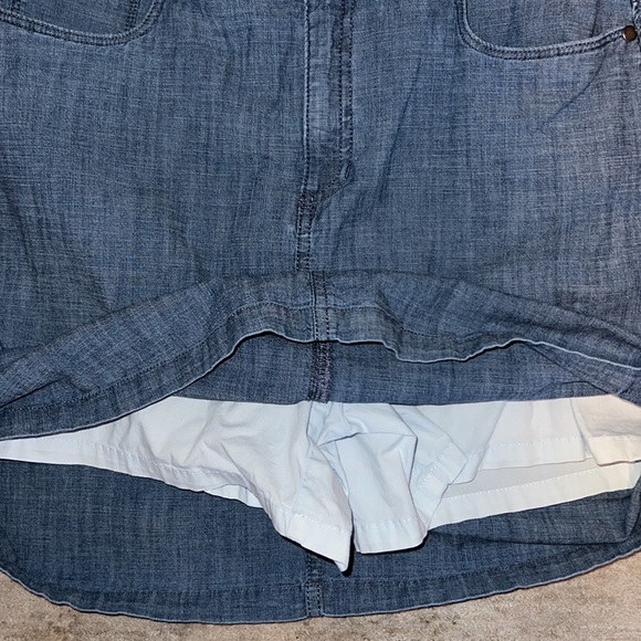 NWOT CROFT AND BARROW WOMENS STRECH CLASSIC FIT SKORT SIZE 6 - Picture 3 of 4